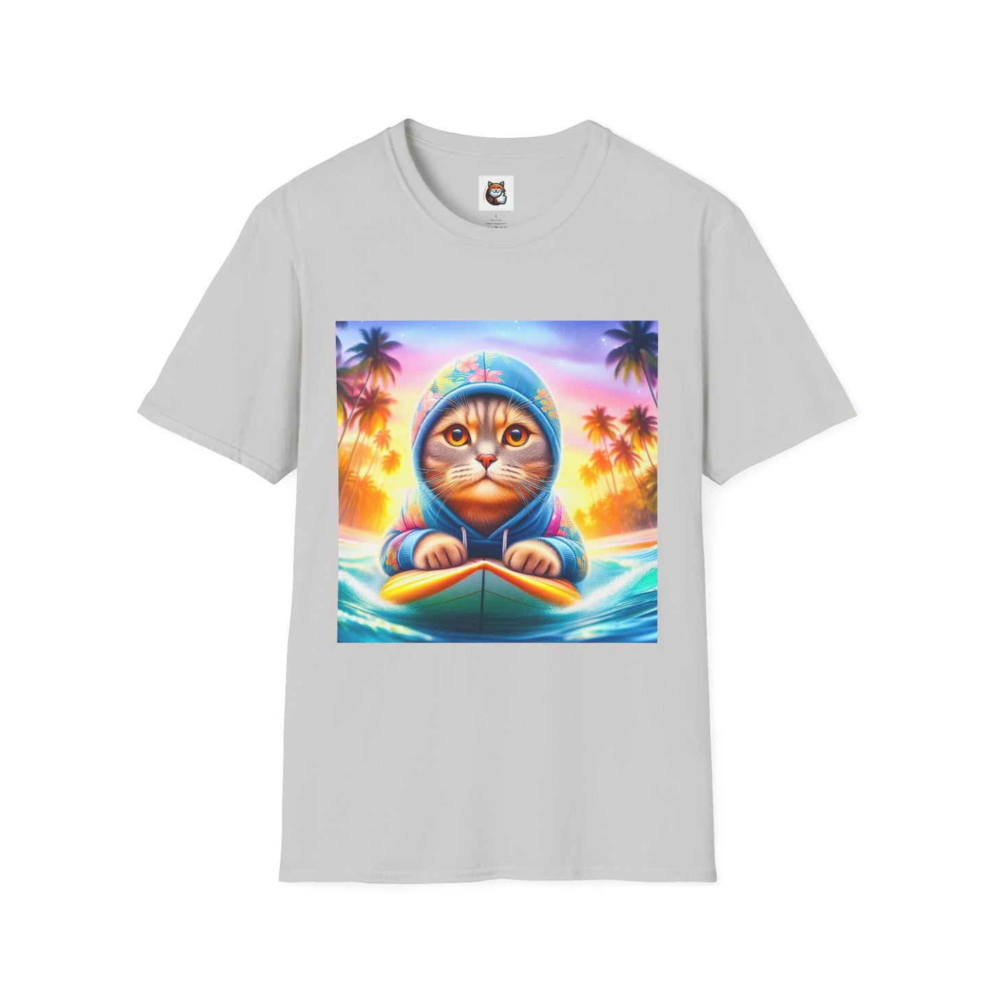 Scottish Fold Cat beach surfer T-Shirt