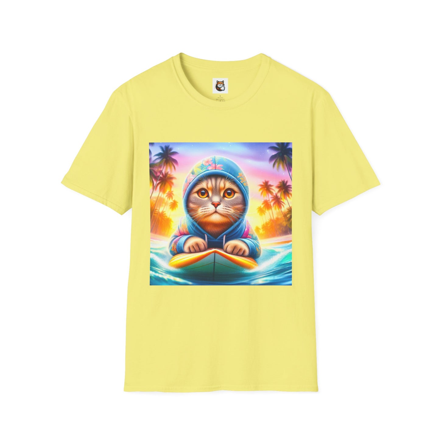 Scottish Fold Cat beach surfer T-Shirt