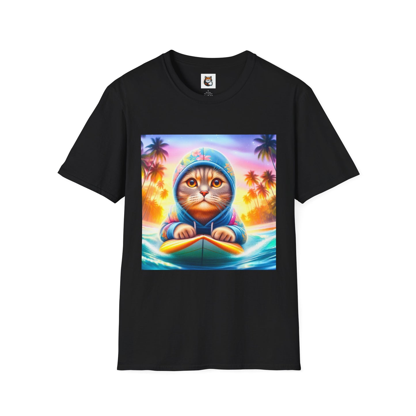 Scottish Fold Cat beach surfer T-Shirt