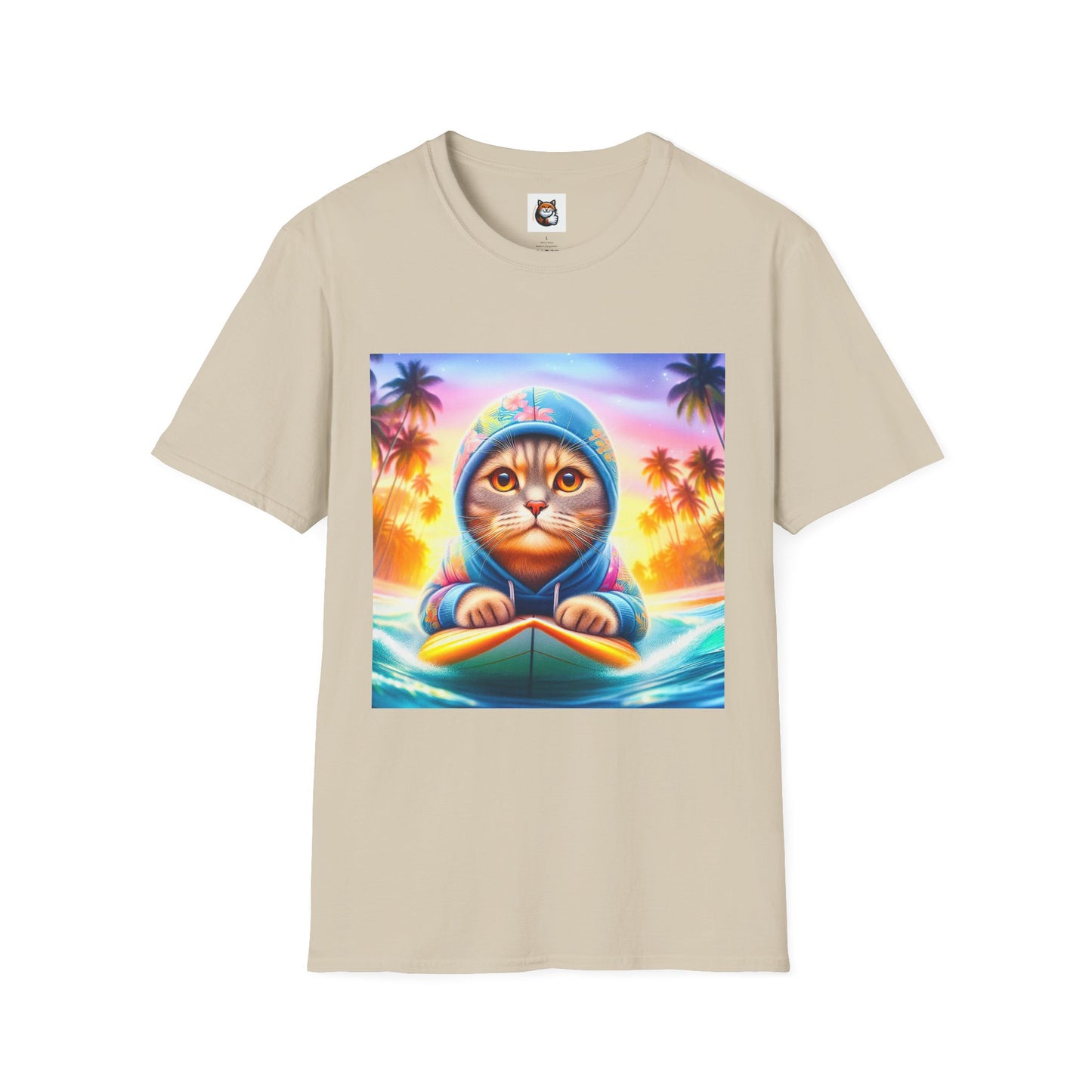 Scottish Fold Cat beach surfer T-Shirt