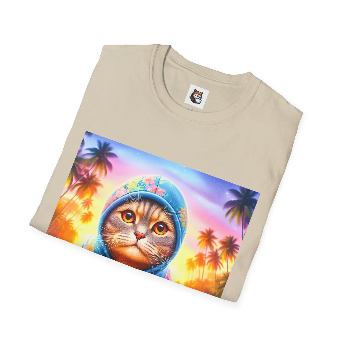 Scottish Fold Cat beach surfer T-Shirt